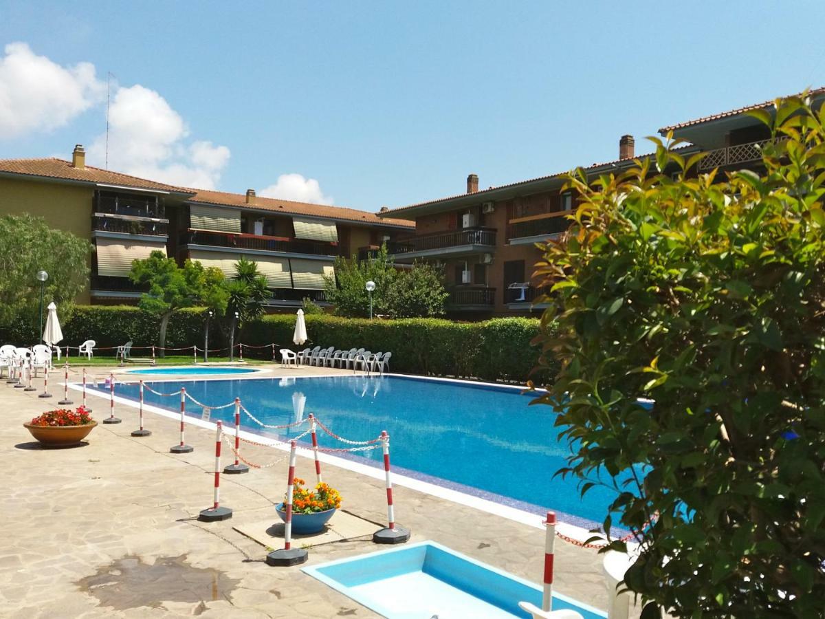Roma Alla Villa Di Pompeo Ladispoli Ngoại thất bức ảnh